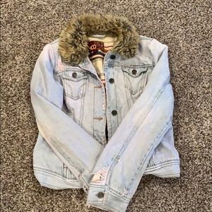 Distresses Hollister Jean Jacket